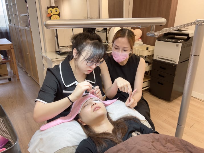 美睫教學